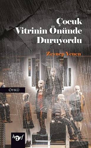 Çocuk Vitrinin Önünde Duruyordu - 1