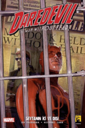 Daredevil Cilt 1 - Şeytanın İçi ve Dışı - Arka Bahçe Yayıncılık