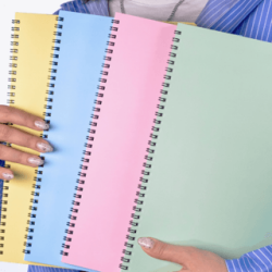 Dream Notes 4 Farklı Renk Çizgisiz A4 Defter Seti - Dream Notes