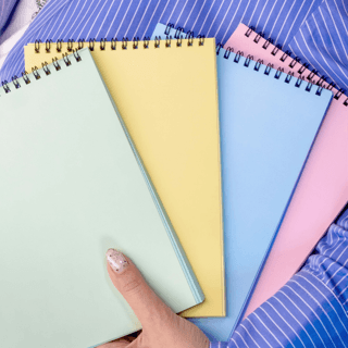 Dream Notes Üst Spiralli 4 Farklı Renk Çizgisiz A5 Defter Seti - 1
