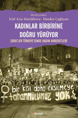 Kadınlar Birbirlerine Doğru Yürüyor - 1